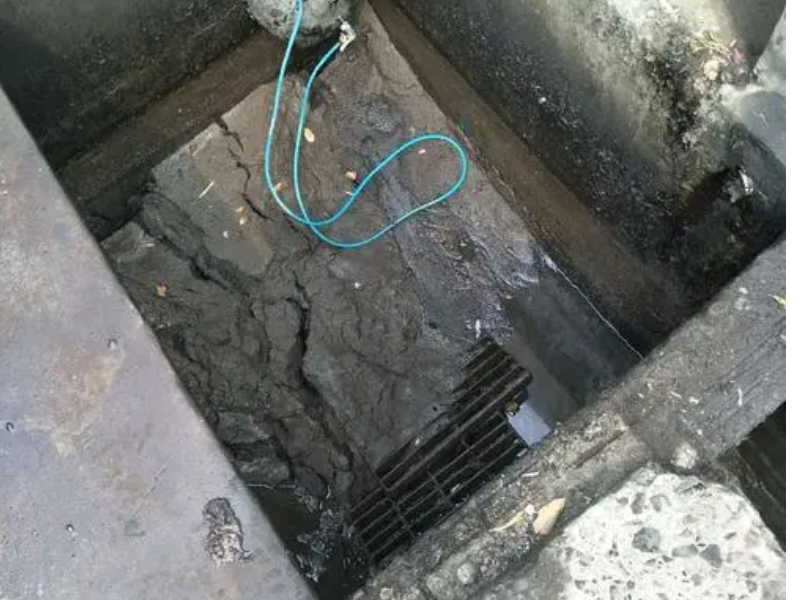 汕头管道疏通 金平管道疏通 厕所马桶维修 下水道管